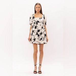 Sofie the Label Isla mini dress